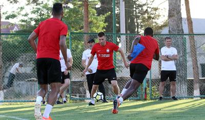 Gəlib baxdılar, “Neftçi“ni qanadlandırdılar - FOTOLAR