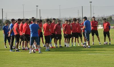Bu futbolçu yenidən "Qəbələ"yə döndü: FOTOREPORTAJ
