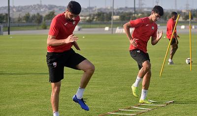 Bu futbolçu yenidən "Qəbələ"yə döndü: FOTOREPORTAJ