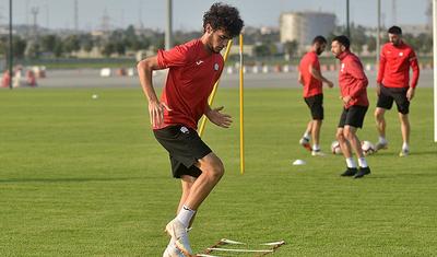 Bu futbolçu yenidən "Qəbələ"yə döndü: FOTOREPORTAJ