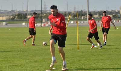 Bu futbolçu yenidən "Qəbələ"yə döndü: FOTOREPORTAJ