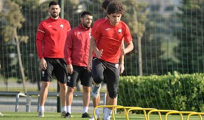 Bu futbolçu yenidən "Qəbələ"yə döndü: FOTOREPORTAJ