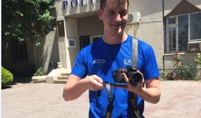 Futbol üçün Bakıya gəldi, əşyalarını itirdi, polis tapdı