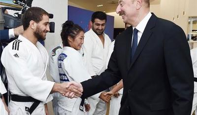 Ermənini məğlub edən çempionumuzun atası: “Canını yaxşı qutardı” - FOTOLAR