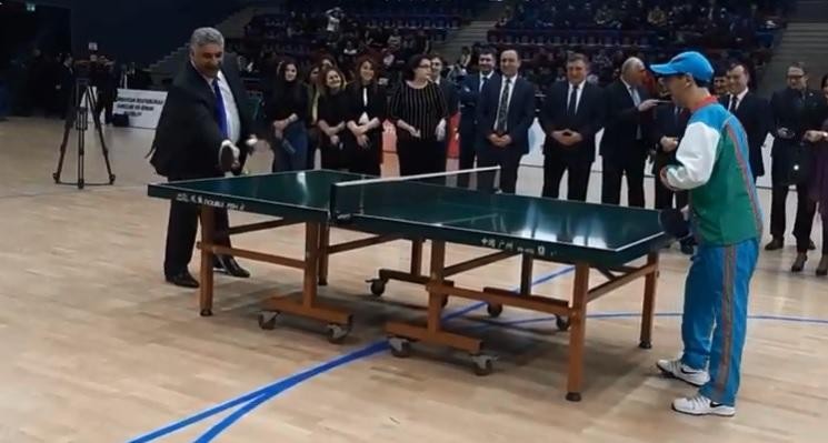 Tennis oynayan azərbaycanlı nazirlər - VİDEO+FOTO