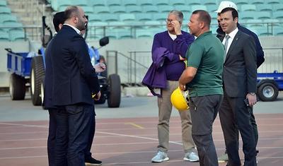 UEFA BOS-un ot örtüyünü baş katiblə birgə yoxladı - FOTO-LENT