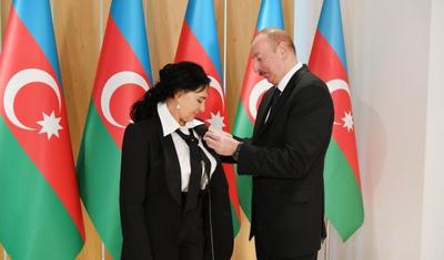 Prezident federasiya rəhbərini ordenlə təltif etdi - FOTOLAR