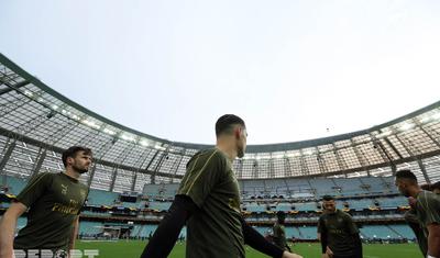 "Arsenal"ın ulduzlarını Bakıda o ki var tərlətdilər! FOTOREPORTAJ
