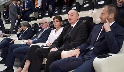 Azərbaycan prezidentinin futbol sevgisi - FOTOREPORTAJ