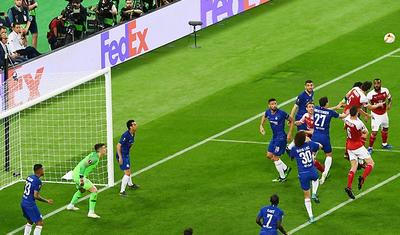 Azərbaycan prezidentinin futbol sevgisi - FOTOREPORTAJ
