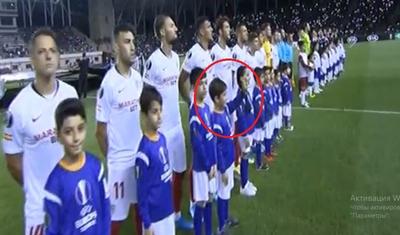 "Qarabağ"-"Sevilya" matçında "3" göstərən uşaq:  "Dieqo Karlos mənə qulaq asmadı..."