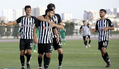 "Neftçi"nin futbolçusu "əsgər salamı" verdi