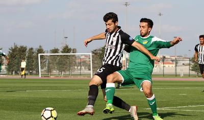 "Neftçi"nin futbolçusu "əsgər salamı" verdi