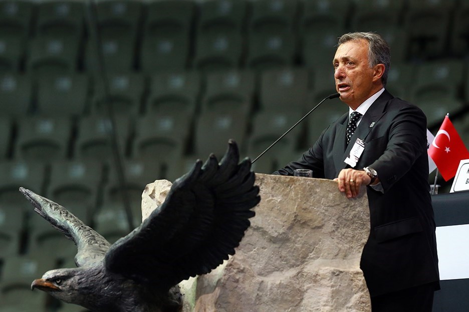 “Beşiktaş”ın yeni prezidenti Nur oldu - FOTO