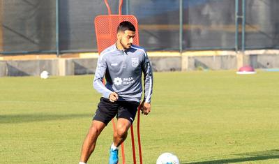 "Sumqayıt"dan "Neftçi" üçün tədarük -