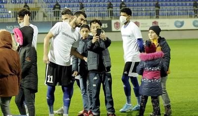 "Neftçi "də susdu, "Qarabağ" da -