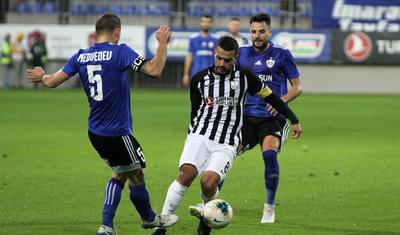 "Neftçi "də susdu, "Qarabağ" da -