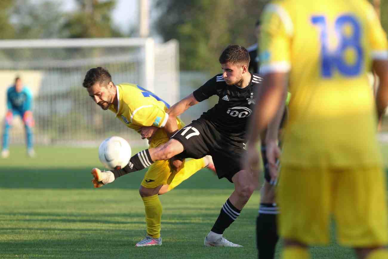 Azərbaycanlı futbolçu Asiya klubuna keçir