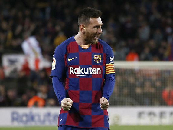 "Nou Kamp"da Messi-şou - VİDEO