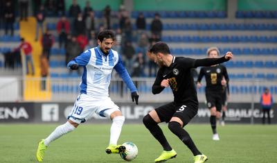 "Sabah" 3 xalı 3 qolla cibinə qoydu -