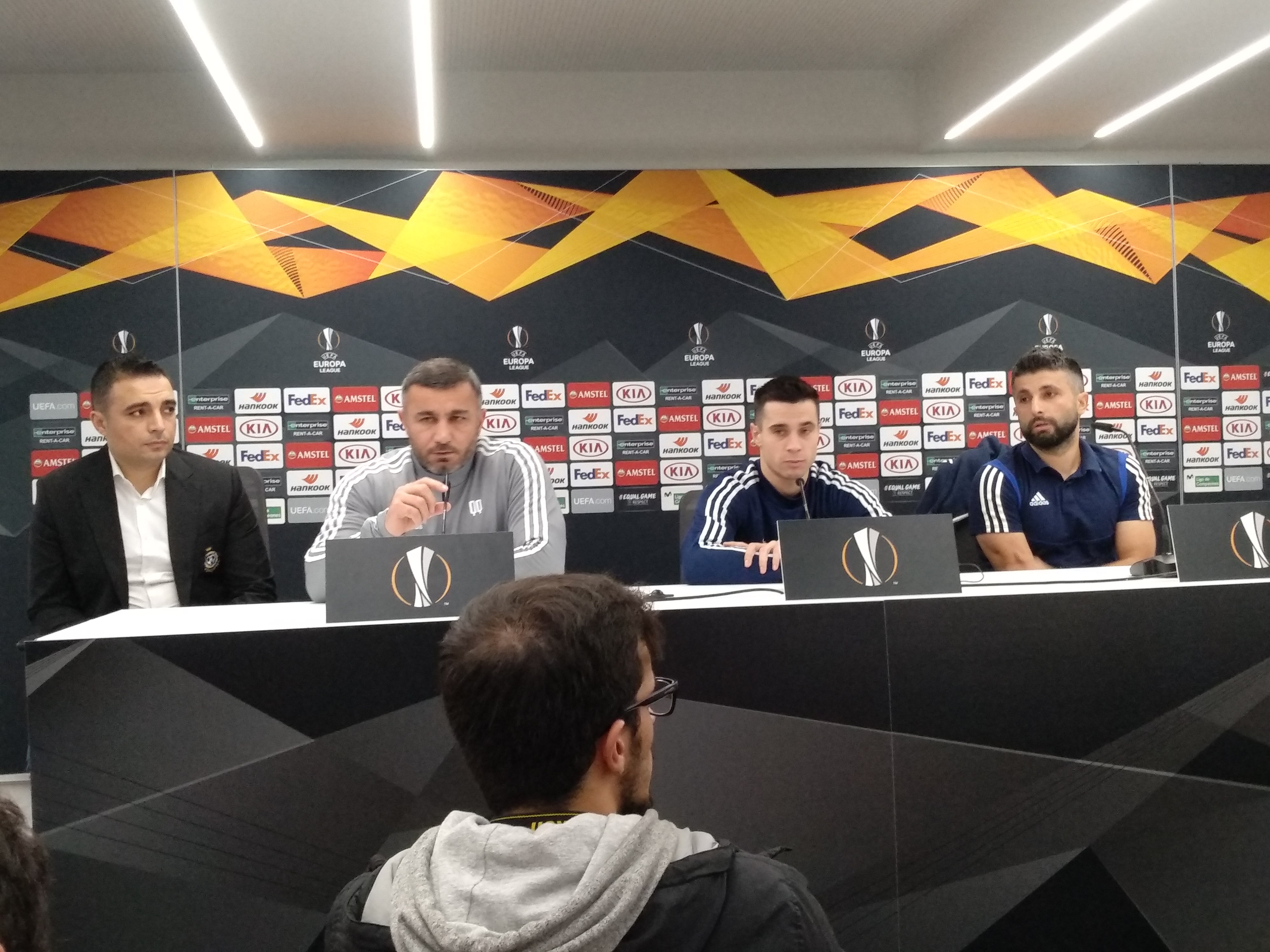 "Məni narahat edən odur ki..." - QURBAN QURBANOV