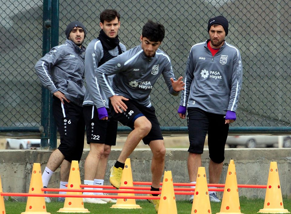 "Qarabağ"lı "Sumqayıt"dan uzaqlaşdırıldı - İntizamsızlığa görə