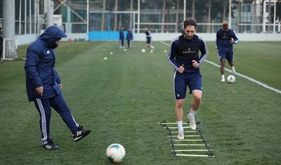 Qurban Qurbanov hamını bir yerə yığdı və… -