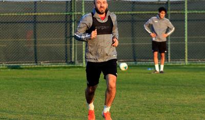 Milan “Sumqayıt”a 15 dəqiqə baxıb getdi -