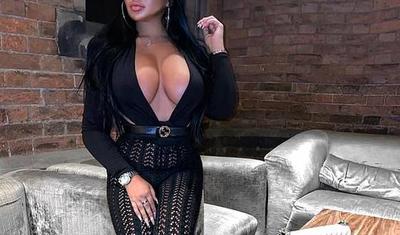 "Siti"nin futbolçuları oteldə 22 italyan modellə... -