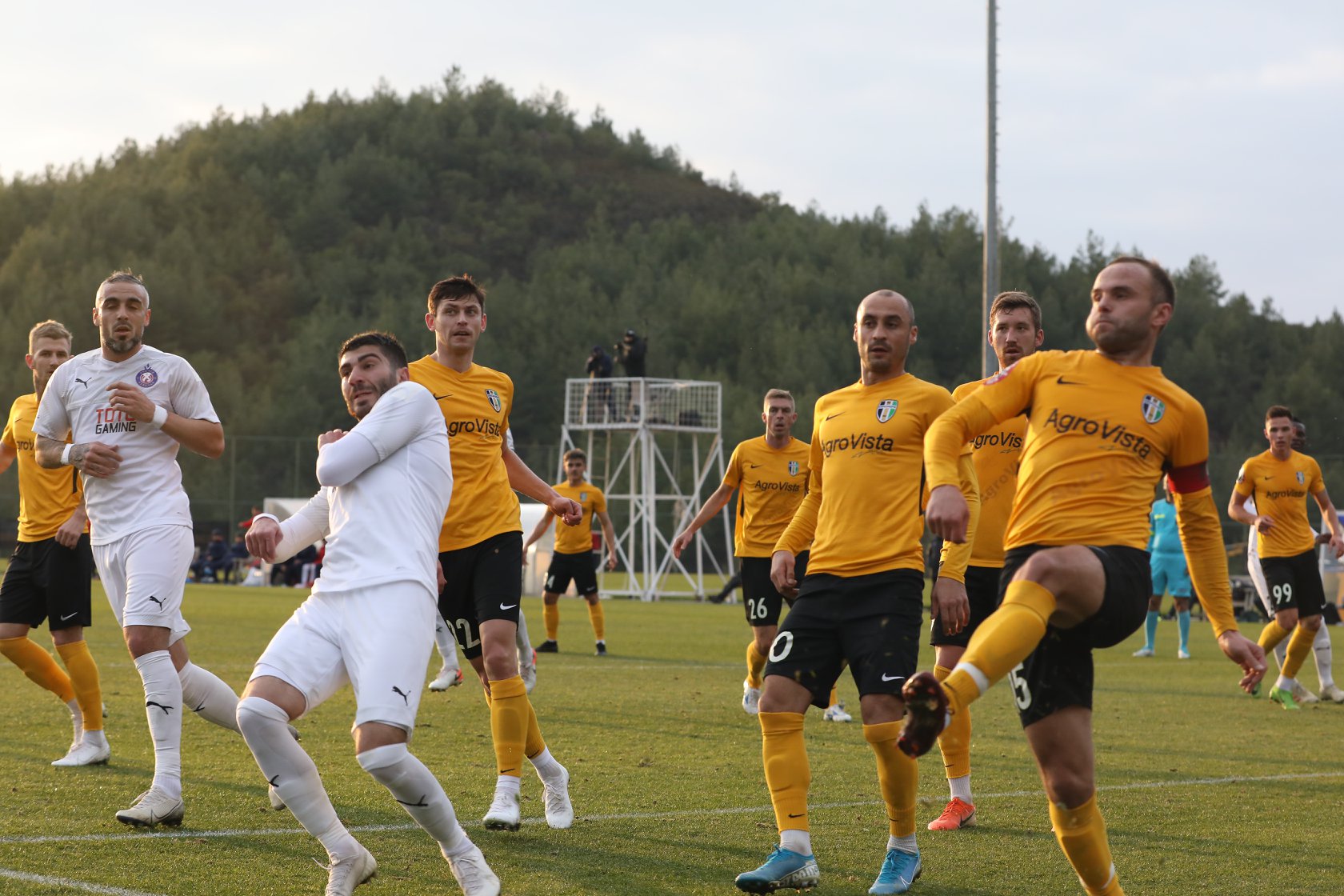 Millimizin futbolçusu ermənilərə qarşı oynadı - VİDEO