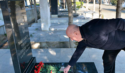 Britaniya Kraliçasının mükafatlandırdığı, Ştuxlikinsə vecə almadığı Tofiq Bəhramov...