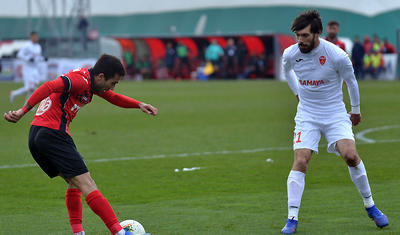 Gözünü ağ atlı oğlanın gəlişinə dikən "Qəbələ"dən