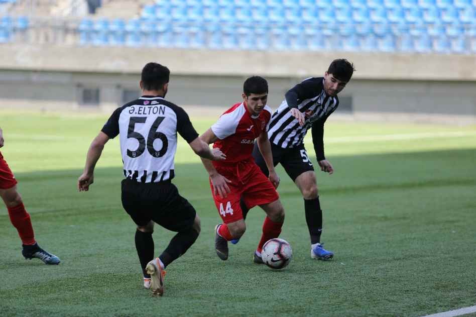 Əlibəy "Neftçi"nin könlünü xoş etdi - VİDEO