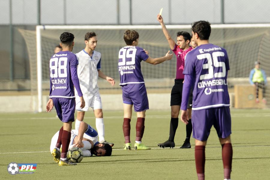 Azərbaycanlı futbolçu meydana fərqli nömrəylə çıxdı, klubunu ziyana saldı