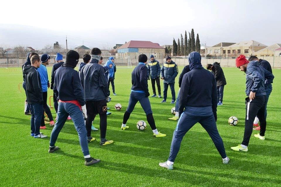 "Kəpəz"də sükut köhnələrlə pozuldu