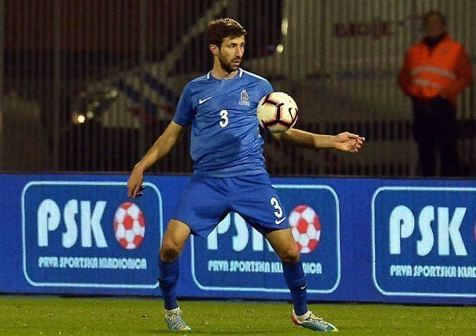 Yığmamızın futbolçusu atasını itirdi - FOTO