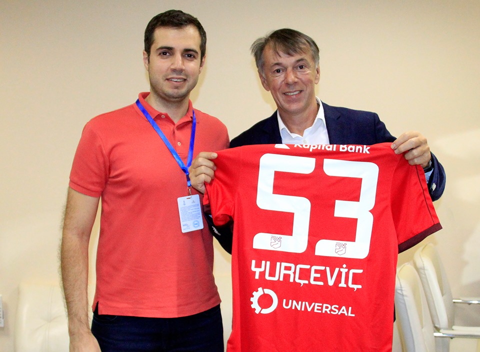 Yurçeviç "Sumqayıt"ın menecer-prezidentinə bahalı maşın qazandırdı