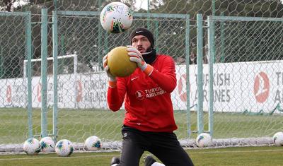 "Neftçi"nin futbolçuları bununla nə demək istəyir? -