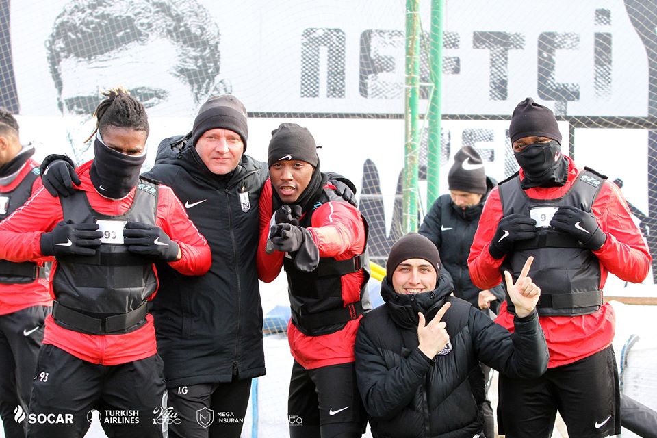 "Neftçi"nin futbolçuları bununla nə demək istəyir? - FOTOLAR