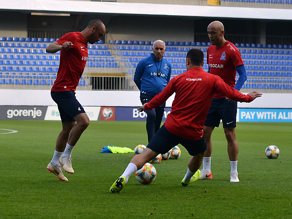 AFFA yığmanın MÜVƏQQƏTİ məşqçisini müəyyənləşdirdi