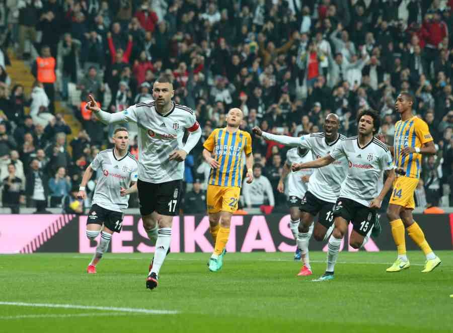 "Beşiktaş"dan İstanbulda növbəti qələbə - VİDEO