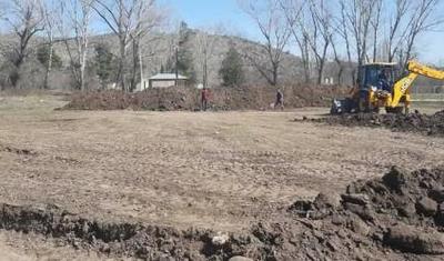 Ermənilər Zəngilanda stadion salmağa başladı -