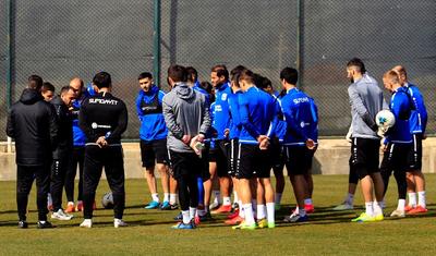 Abbasov komandasına bir neçə futbolçu götürdü -