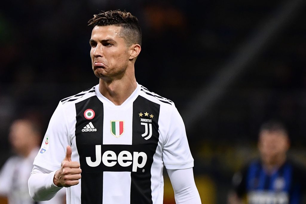 "Yuve" Ronaldonu 39 yaşınadək komandada saxlamaq istəyir