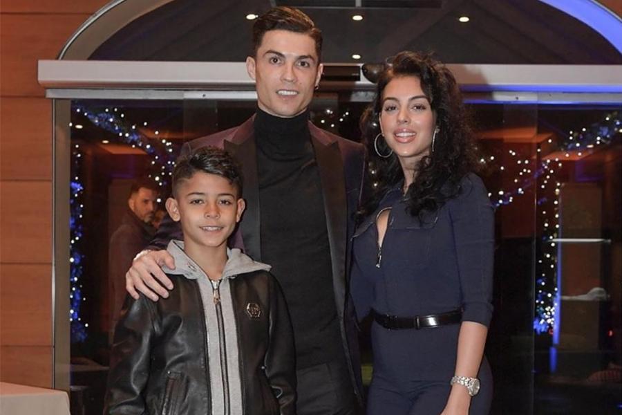 Ronaldodan çağırış: "Çalışın kömək edən"