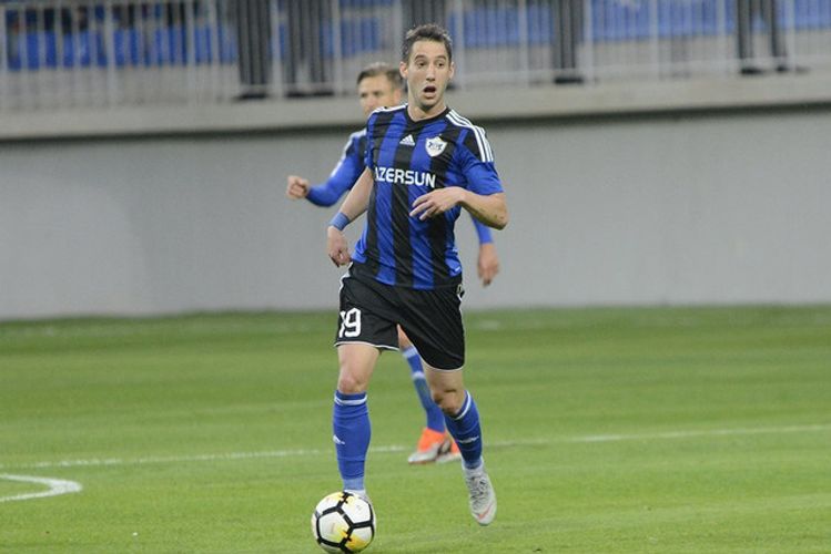 "Qarabağ"da heç vaxt maaş problemimiz olmayıb"