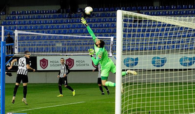 "Neftçi" və "Qarabağ"ın futbolçularını, görün, "neylədilər"! -