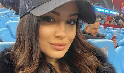 Sevgilisinin bu FOTOLARI ilə "Instagram"ı "partlatdı"!
