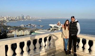 "Zirə"li futbolçunun Bakıda olan sevgilisi -