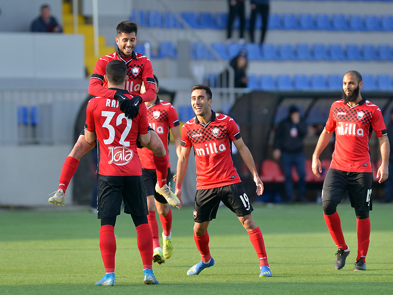 "Qəbələ" birinə icazə verdi, digərlərinə "qalın" dedi